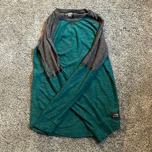 American Eagle long sleeve tshirt